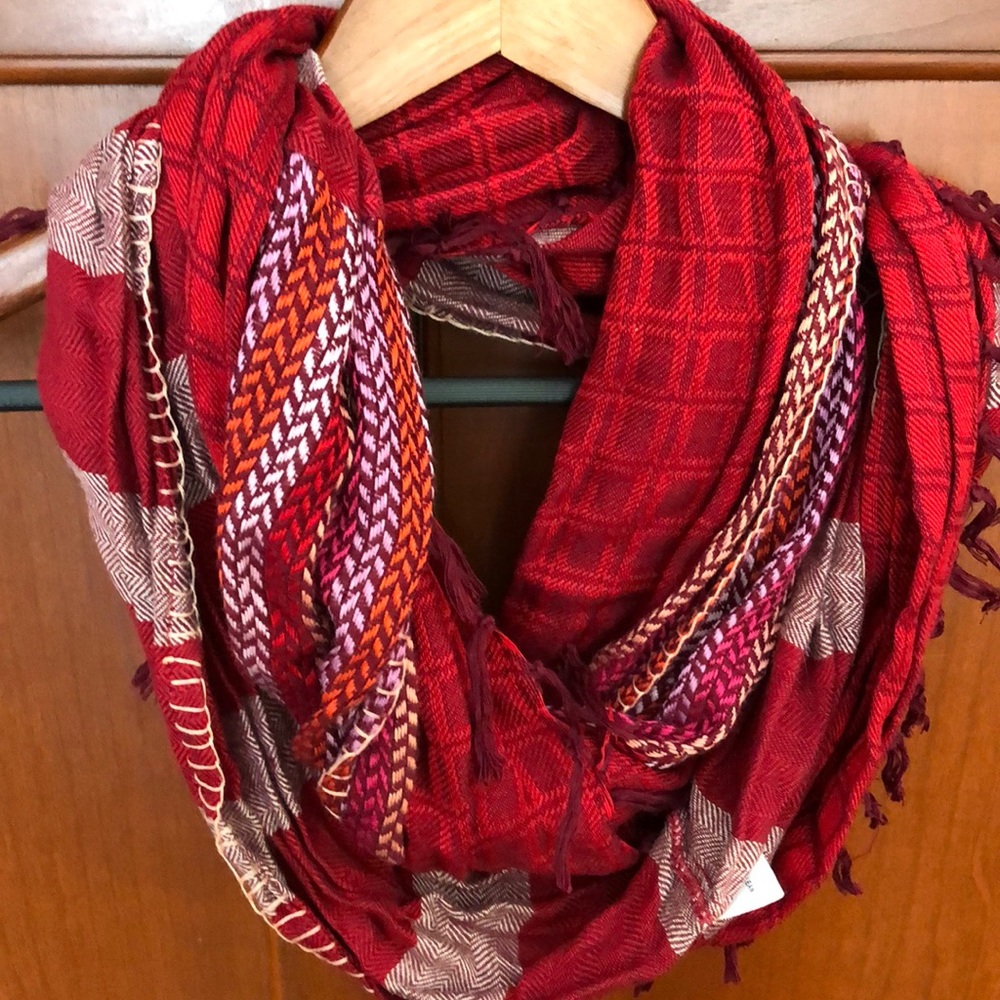 Infinity scarf